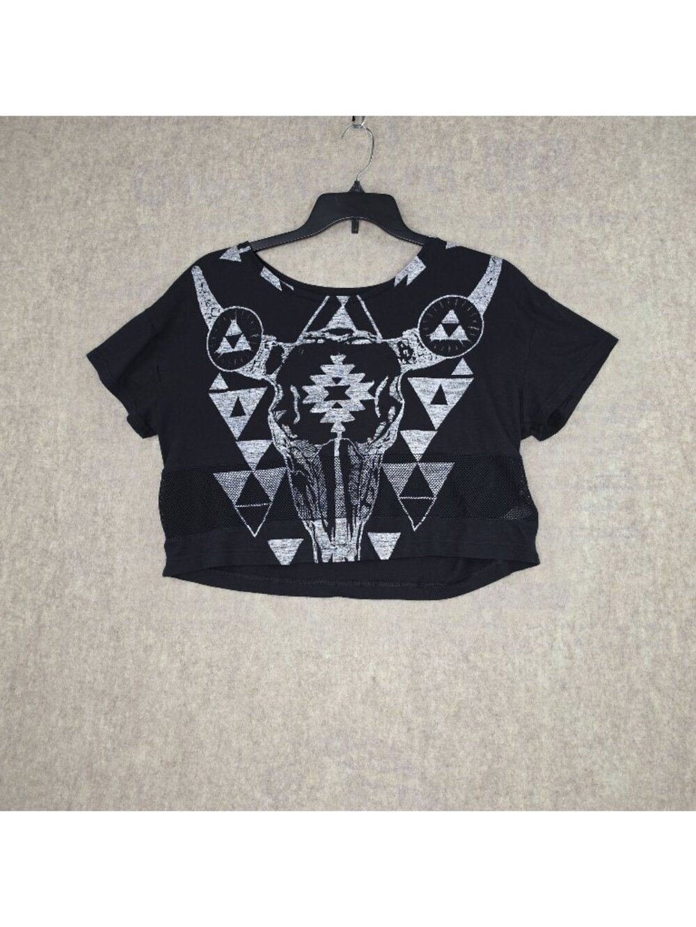 Express Women's Short Sleeve Black Crop Top Aztec Bull Skull Graphic Large